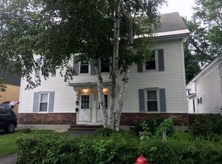 89 4th Ave, Lowell, MA 01854
