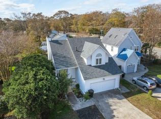 404 Grace Ave, Virginia Beach, VA 23451