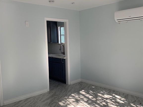 4th image of 131 S Avenue 58