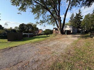 15702 W Berry St, Mount Eaton, OH 44659