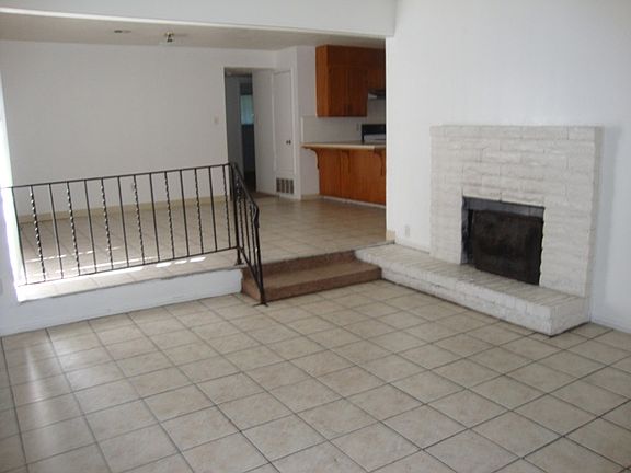 2nd image of 115 Ponce De Leon Ave