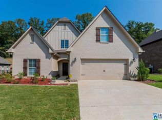 362 Strathaven Dr, Pelham, AL 35124