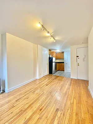 Rented by Waverly Realty Associates | media 12