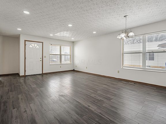 5th image of 1214 John McCoy Cir