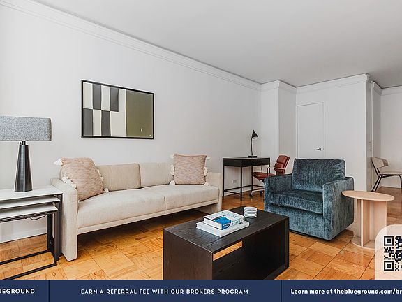 3rd image of 230 W 55th St APT 10A