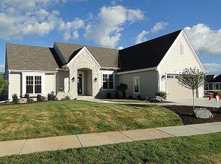 2916 Makou Trl, Waukesha, WI 53189