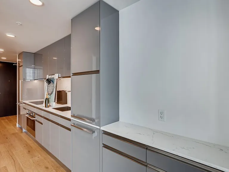 1808 Minor Ave #1110 — Photo 2
