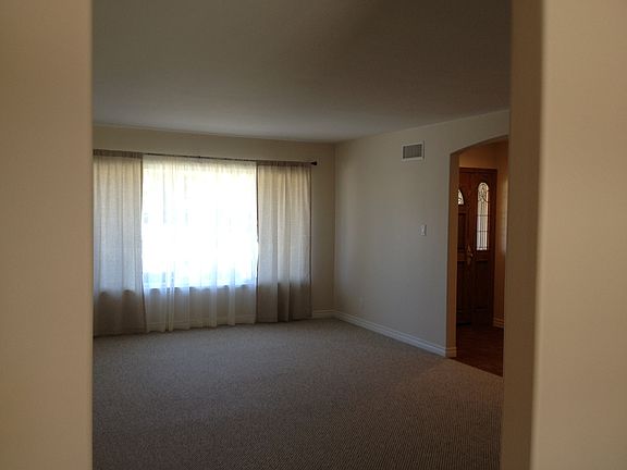 5th image of 1861 W Adrian St
