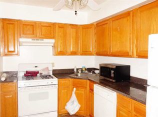 652 Sapphire St #2, Brooklyn, NY 11208