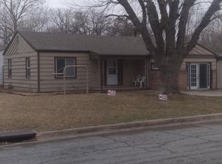 402 W Benway St, Wichita, KS 67217