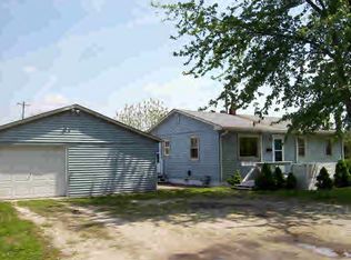 310 S J St, Tilton, IL 61833