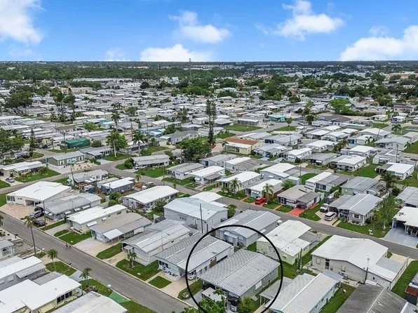 719 50th Avenue Ter W, Bradenton, FL 34207