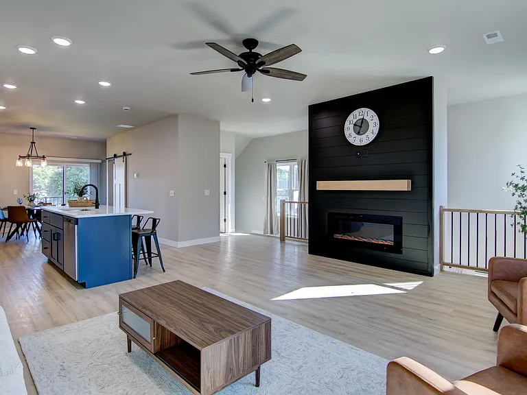 2529 Otter Tail Way — Photo 6