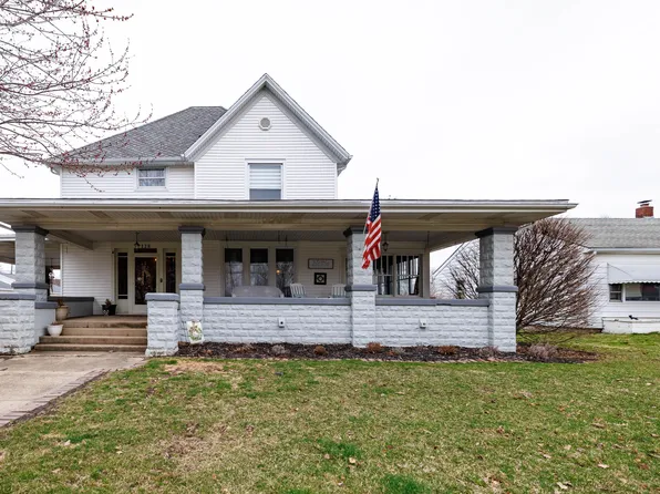 128 E Main St, Brook, IN 47922