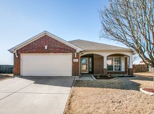 1628 Desperado Rd, Fort Worth, TX 76131