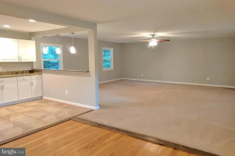 10151 Tucker Ln photo 1