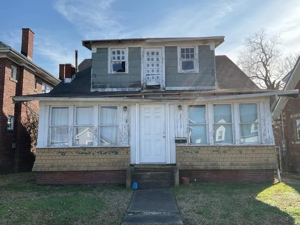 2713 Emmons Ave, Huntington, WV 25702
