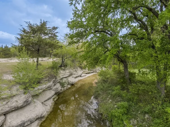 971 Bells Chapel Rd, Waxahachie, TX 75165