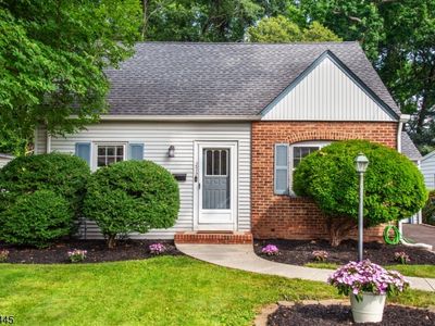 272 Forest Dr, Union, NJ, 07083
