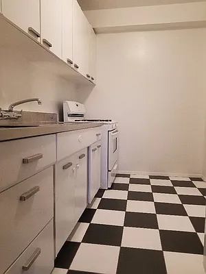 Sold by Level Group | media 4