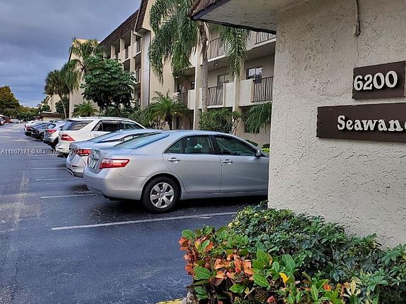 5th image of 6200 NW 44th St APT 212