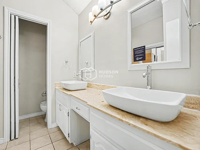 330 Bryant Ln — Photo 12