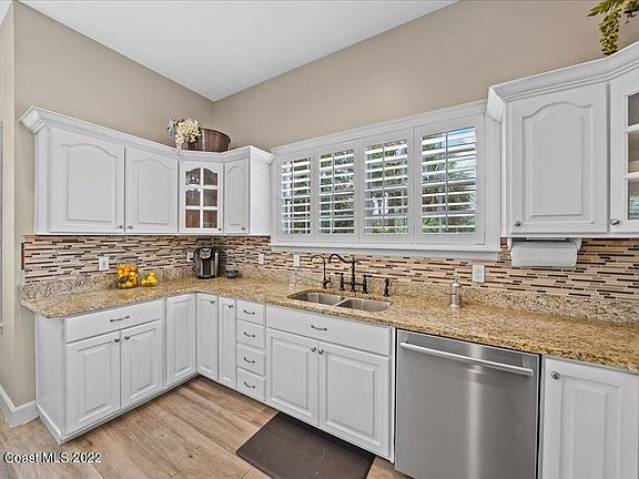 3rd image of 5699 Cypress Creek Dr