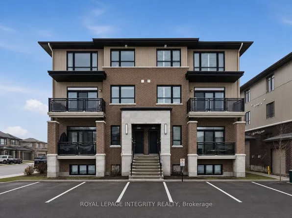 359 Axis Way, Ottawa, ON K1W 0L7