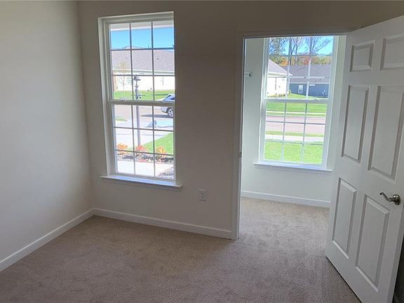 3rd image of 405 Ashford Hill Loop #16-1