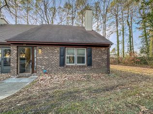 10 Covenant Ct, Hampton, VA 23666
