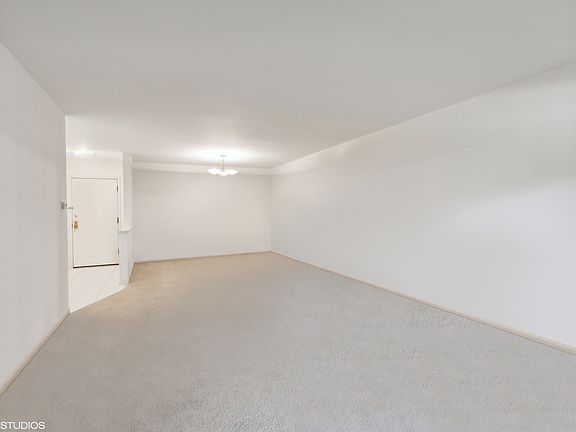 3rd image of 9529 Bronx Pl #116