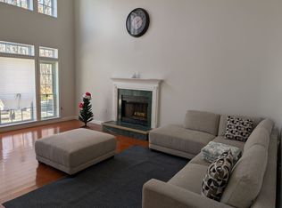 17 Mulberry Ln, Holmdel, NJ 07733
