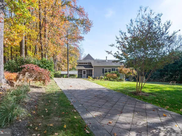 4695 Walters Ln, Harwood, MD 20776