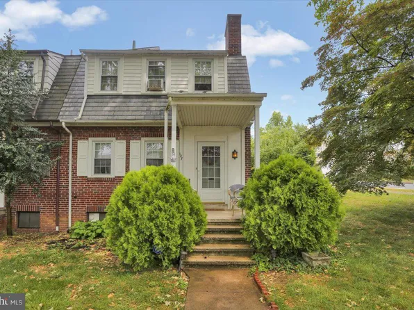127 Kent Way, West Reading, PA 19611