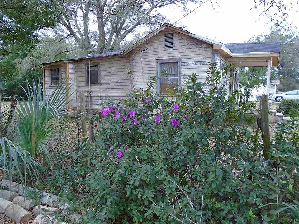 1st image of 1909 W Hernandez St