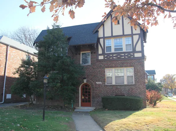 7560 Ethel Ave APT 2W, Saint Louis, MO 63117
