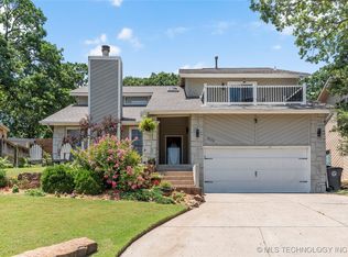9622 S Maplewood Ave, Tulsa, OK 74137