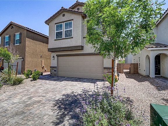 3rd image of 2938 Torreon Ln