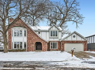 1964 Pleasant Hill Ln, Lisle, IL
