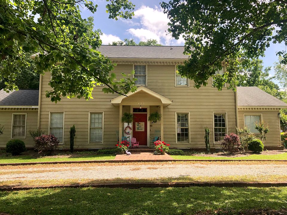 1st image of 602 Dogwood Ave