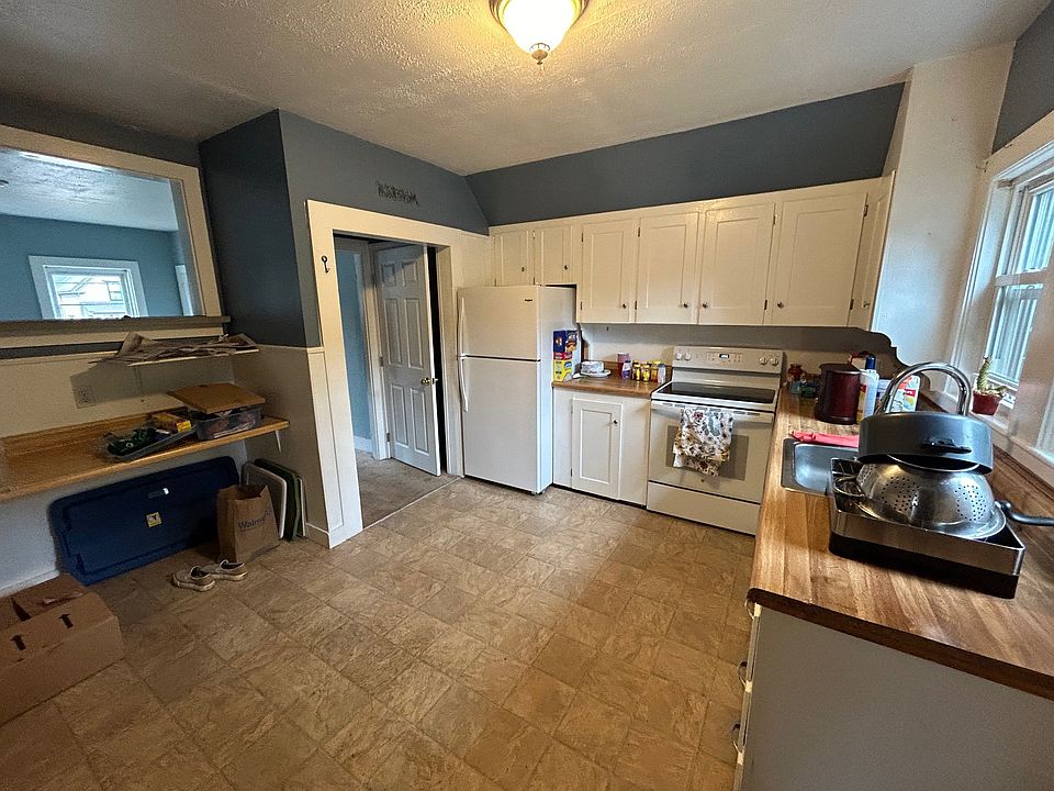 1st image of 60 Evergreen St Floor 2