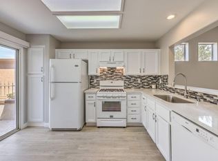 9345 Fresh Spring Dr, Las Vegas, NV 89134