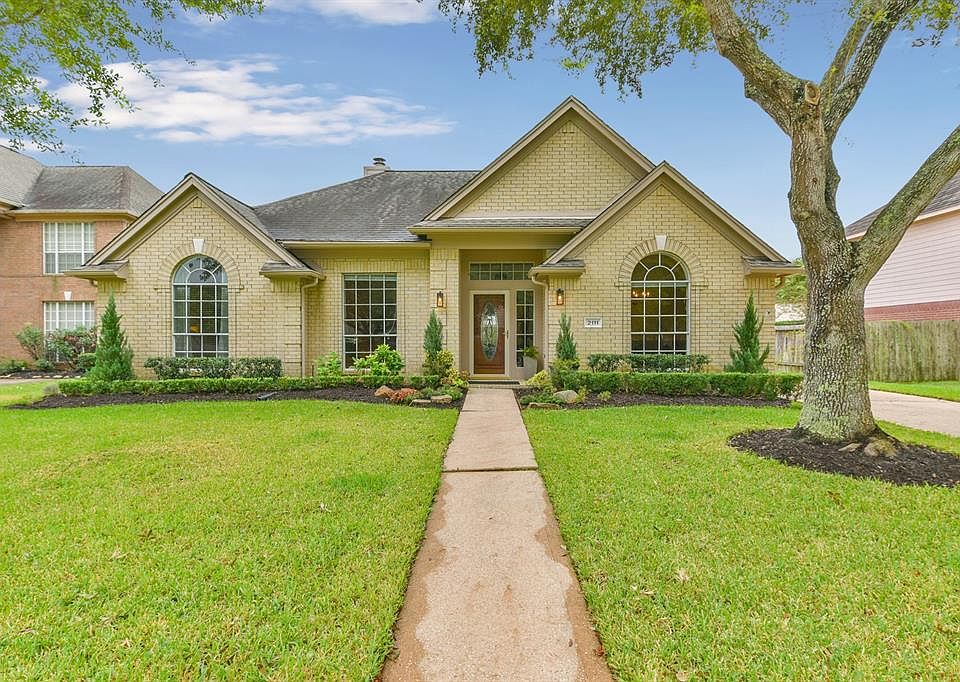 1st image of 2111 Shaly Breeze Ln