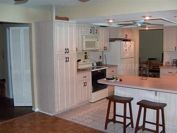 4th image of 4525 Mohican Trl