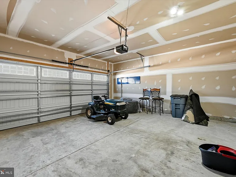 313 Switchgrass Ct — Photo 37