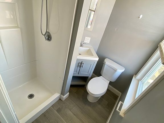 2nd image of 11 Roosevelt St #3F