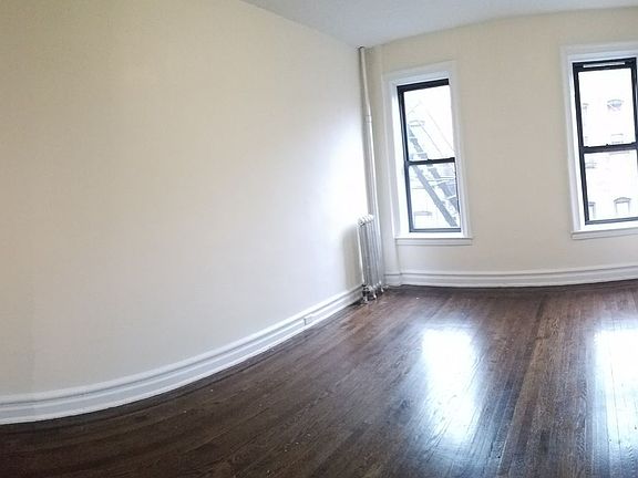 3rd image of 932 Carroll St APT 5H