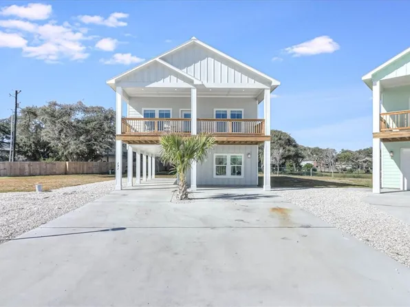 131 Seven Palms Dr, Fulton, TX 78358