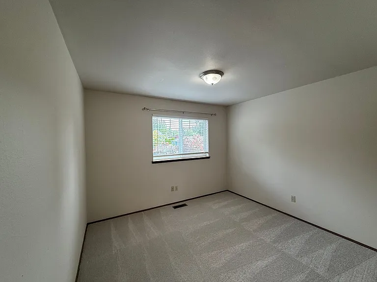 15626 53rd Pl W — Photo 14