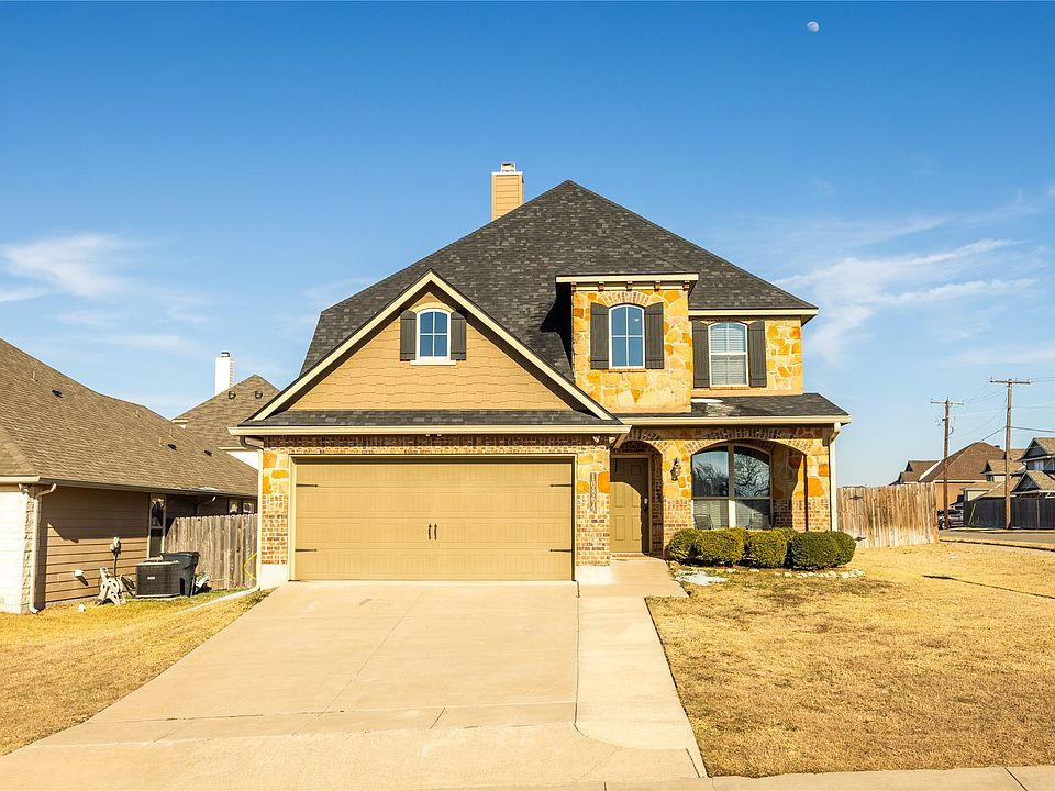 1st image of 10864 Aurora Dr